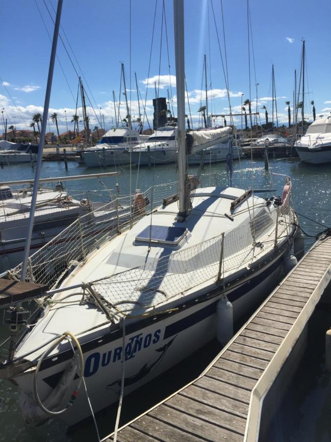 Petit Voilier A Quai Port Barcares Le Barcarès Exterior foto